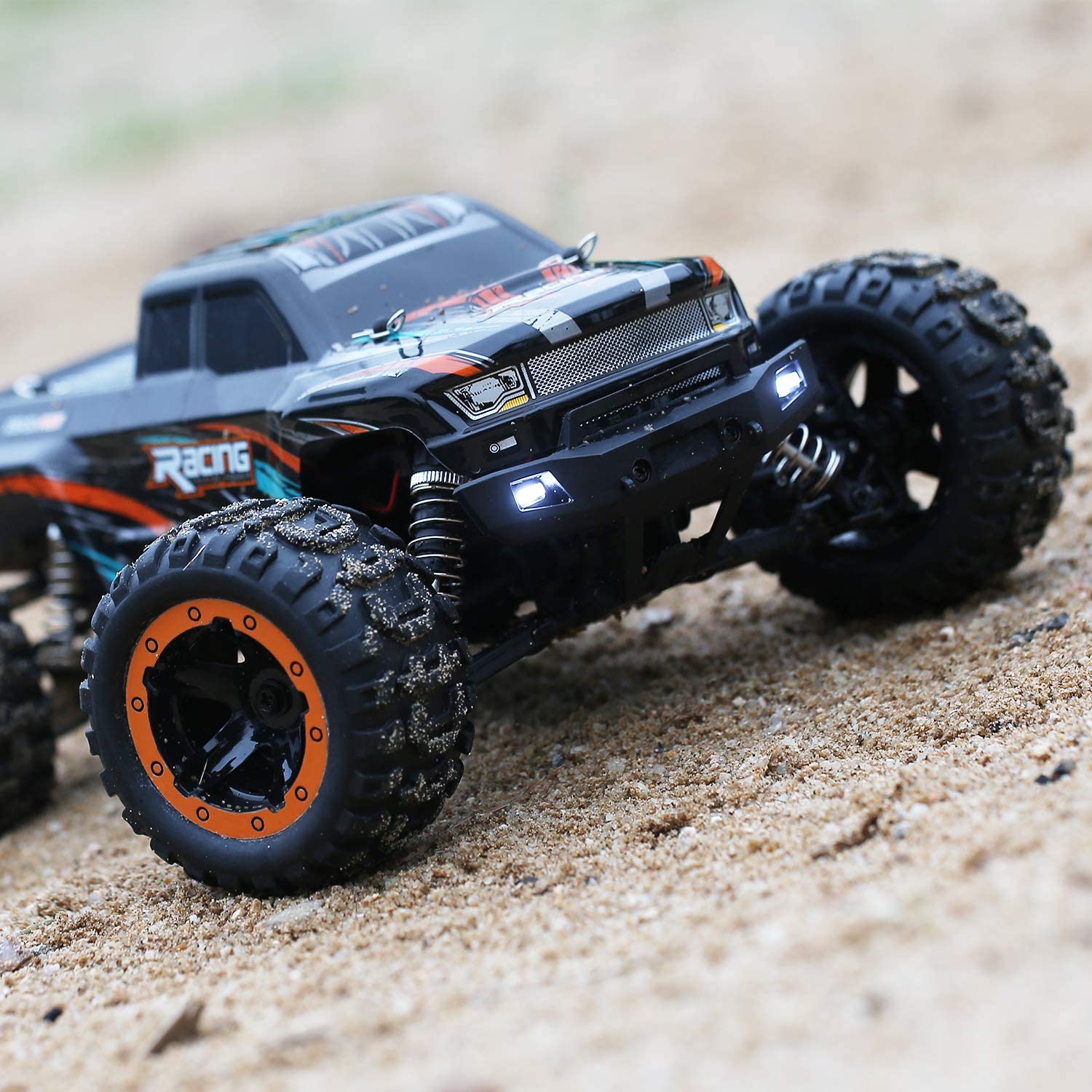 DEERC Car High Speed Remote Control Car 4WD Off Road Truck Vehicle 1:18 Scale 30+ MPH for Adults Gifts for Kids Play Outdoor 2 Batteries